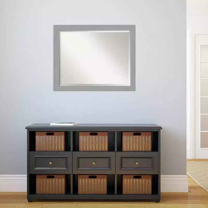 Miroir Mural Encadré en Nickel Brossé Argenté 32" x 26"