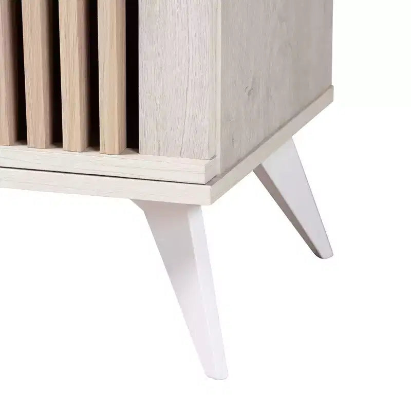 Armoire de rangement à 2 portes Simona Wood : Design Mid-Century, 4 étagères, Pieds inclinés
